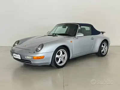 Usata Porsche 911 Carrera Cabriolet 272 CV (200 kW) 1995 Grigio Cabrio
