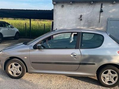 Usata Peugeot 206 S 60 CV (44 kW) 2004 Grigio Utilitaria