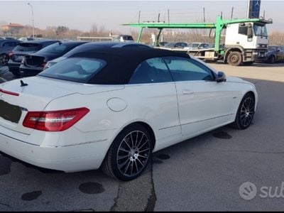 Mercedes 220