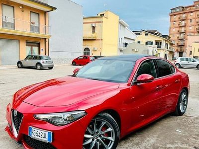 Usata Alfa Romeo Giulia Super 180 CV (132 kW) 2016 Rosso Berlina