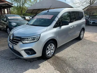 Usata Renault Kangoo Edition One 95 CV (69 kW) 2022 Grigio Monovolume