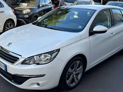 Usata Peugeot 308 SW Allure 120 CV (88 kW) 2015 Bianco Station wagon