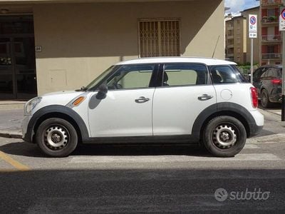 Usata Mini Cooper D Countryman Business 98 CV (72 kW) 2014 Bianco SUV