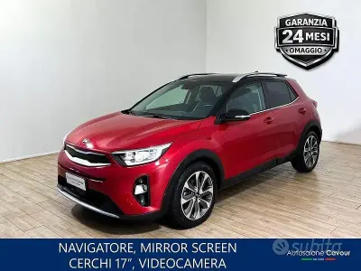 Usata Kia Stonic 120 CV (88 kW) 2019 Rosso SUV
