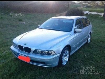 Usata BMW 520 136 CV (100 kW) 2001 Grigio Station wagon