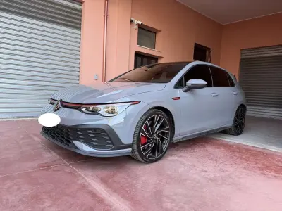 Usata VW Golf VII GTI 300 CV (220 kW) 2021 Grigio Utilitaria