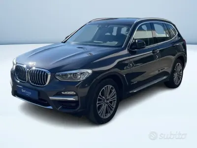 Usata BMW X3 Luxury Line 190 CV (139 kW) 2018 Grigio SUV