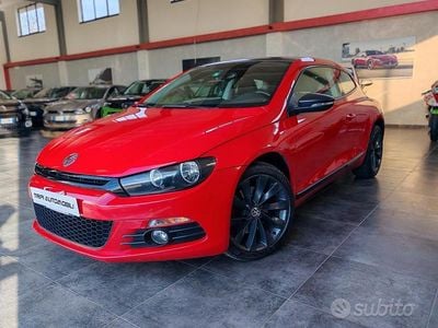 Begagnad VW Scirocco 160 HK (117 kW) 2009 Röd Sportkupé