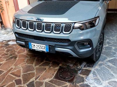 Usata Jeep Compass 240 CV (176 kW) 2023 Verde SUV