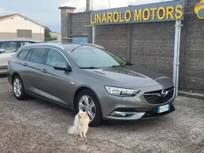 Usata Opel Insignia Innovation 136 CV (100 kW) 2018 Grigio Station wagon
