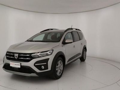 Usata Dacia Jogger Comfort 101 CV (74 kW) 2022 Arancione Monovolume