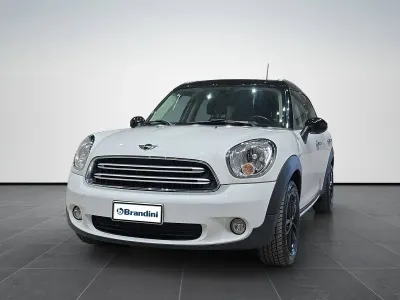 Usata Mini Park Lane Countryman 111 CV (81 kW) 2016 Bianco SUV