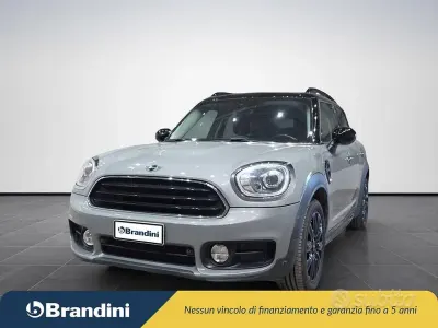 Usata Mini Cooper D Countryman Hype 150 CV (110 kW) 2017 Grigio SUV