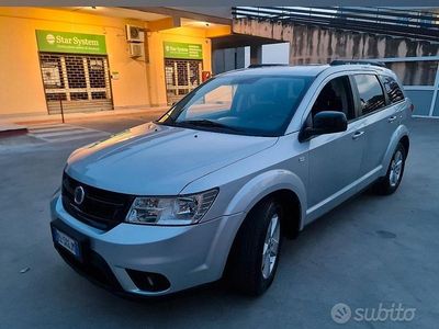 Usata Fiat Freemont 140 CV (102 kW) 2012 Grigio SUV