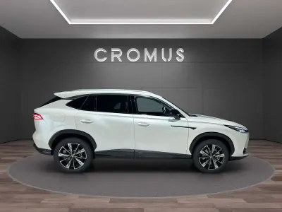 Nuova MG HS Luxury 143 CV (105 kW) 2026 Other SUV