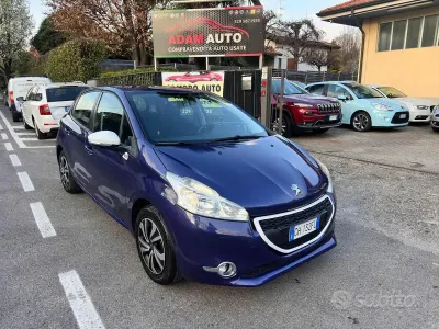 Occasion Peugeot 208 68 ch (50 kW) 2014 Bleue Citadine