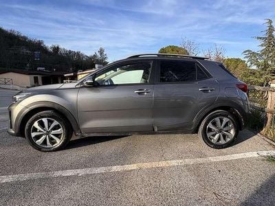 Usata Kia Stonic Style 82 CV (60 kW) 2023 Grigio SUV