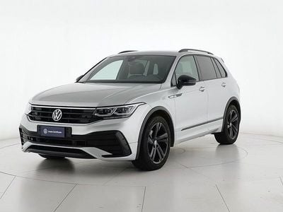 Argento Usata 2023 VW Tiguan R-line SUV | 27.400 € (Buon prezzo)