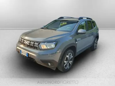 Usata Dacia Duster Journey 101 CV (74 kW) 2023 Grigio SUV