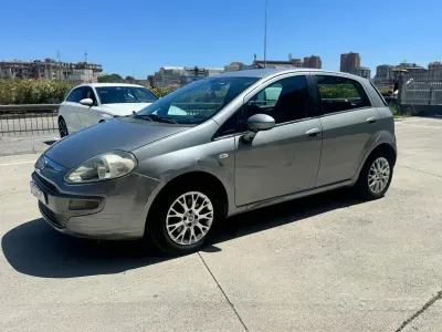 Usata Fiat Punto Evo Emotion 95 CV (69 kW) 2011 Grigio Utilitaria