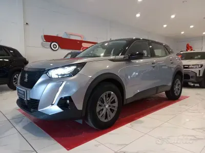 Usata Peugeot 2008 Active 101 CV (74 kW) 2021 Bianco SUV