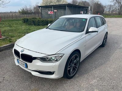 Usata BMW 330 Luxury Line 260 CV (191 kW) 2014 Bianco Station wagon