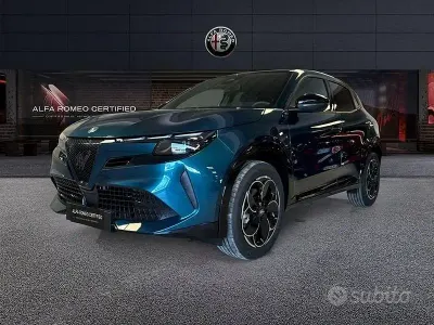 Nieuw Alfa Romeo Junior Ti 145 PK (106 kW) 2026 Blauw SUV