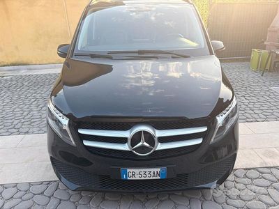 Usata Mercedes E250 190 CV (139 kW) 2019 Nero Monovolume
