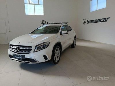 Usata Mercedes GLA180 Business 109 CV (80 kW) 2018 Bianco SUV