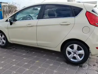 Usata Ford Fiesta Titanium 68 CV (50 kW) 2009 Utilitaria