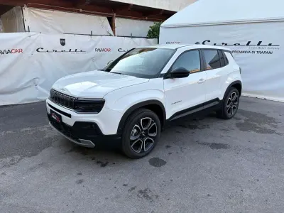 Nuova Jeep Avenger Summit 101 CV (74 kW) 2026 Bianco SUV