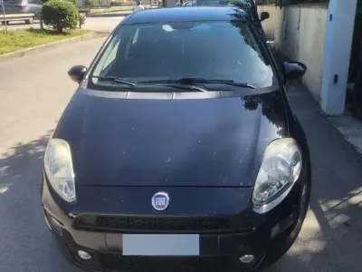 Usata Fiat Grande Punto 95 CV (69 kW) 2016 Blu Utilitaria