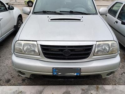 Grigio Usata 2004 Suzuki Grand Vitara SUV | 4700 € (Buon prezzo)