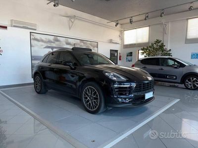 Porsche Macan S