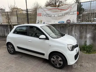 Gebraucht Renault Twingo SE 69 PS (50 kW) 2016 Weiß Kleinwagen