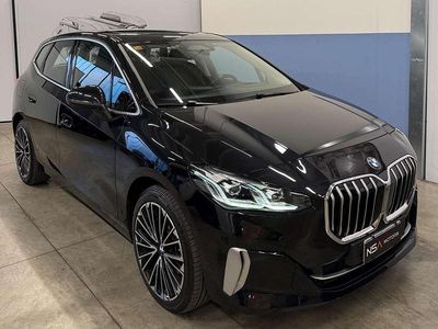 Usata BMW 218 Active Tourer Luxury Line 136 CV (100 kW) 2022 Nero Monovolume
