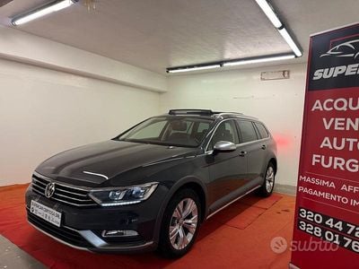 Usata VW Passat Alltrack 240 CV (176 kW) 2017 Grigio Station wagon