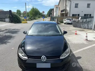 Usata VW Golf VII Comfortline 105 CV (77 kW) 2014 Berlina