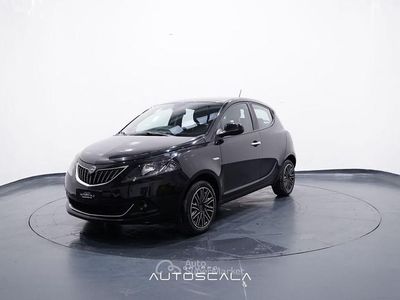 Usata Lancia Ypsilon Gold 69 CV (50 kW) 2022 Nero cinema extraserie Utilitaria