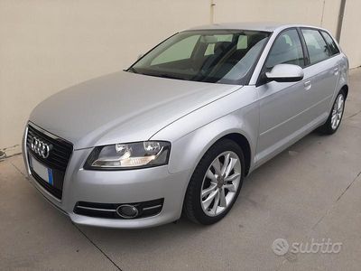 Usata Audi A3 Ambition 105 CV (77 kW) 2011 Grigio Utilitaria