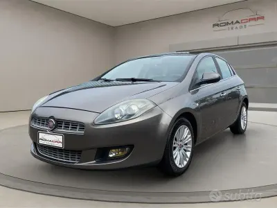 Usata Fiat Bravo 120 CV (88 kW) 2011 Giallo Utilitaria