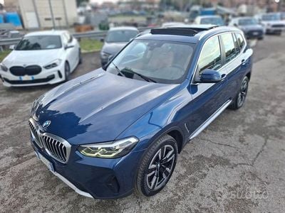 Usata BMW X3 Efficient Dynamics 190 CV (139 kW) 2022 Blu SUV
