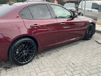 Usata Alfa Romeo Giulia Super 150 CV (110 kW) 2018 Berlina