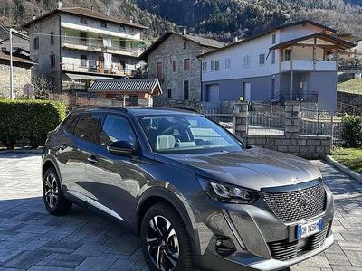 Usata Peugeot 2008 Allure 102 CV (75 kW) 2022 SUV