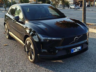Usata Volvo EX30 Ultra 200 kW (272 CV) 2024 Nero SUV