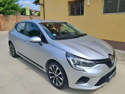 Gebraucht Renault Clio V Zen 101 PS (74 kW) 2021 Silber Limousine