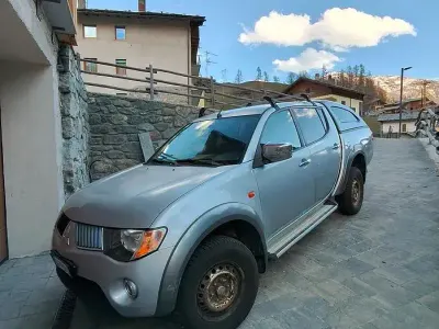 Usata Mitsubishi L200 Warrior 178 CV (130 kW) 2008 Grigio Pick-up
