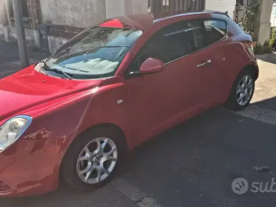 Usata Alfa Romeo MiTo 79 CV (58 kW) 2009 Rosso Utilitaria
