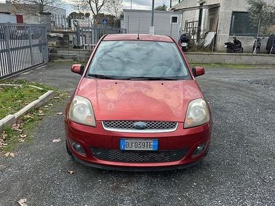 Usata Ford Fiesta Ghia 68 CV (50 kW) 2007 Arancione Utilitaria