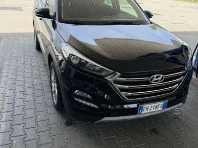 Usata Hyundai Tucson Comfort 116 CV (85 kW) 2017 Nero SUV